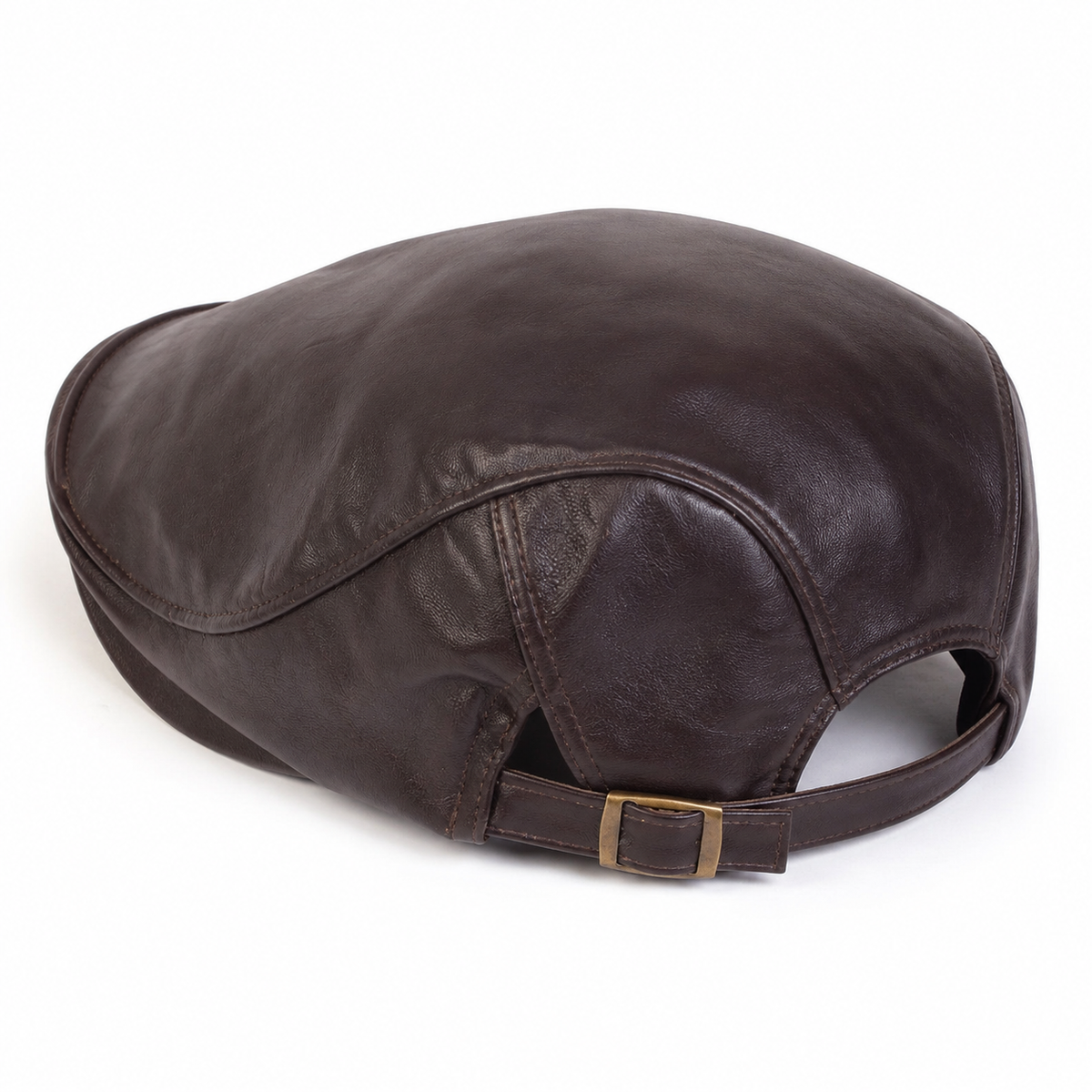 Leather Driver Cap Tobacco Brown — traseira em três quartos